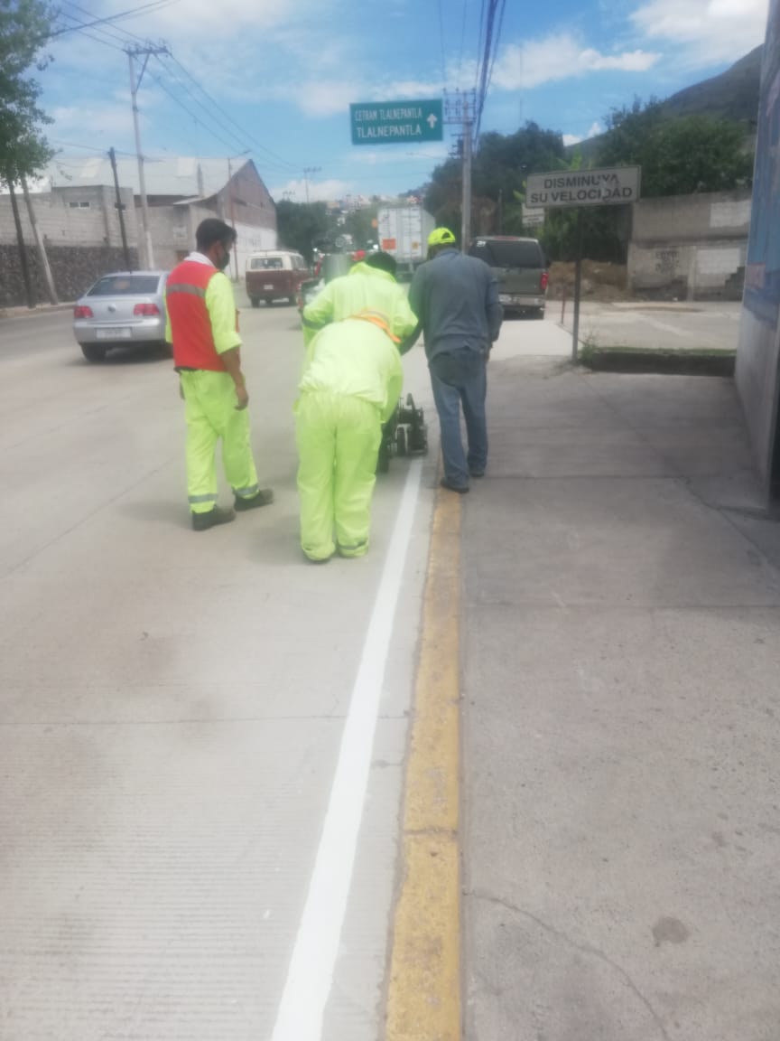 Raya continua sencilla (arroyo vial hasta  m y ciclovías) 15 cm -  Safetysignal